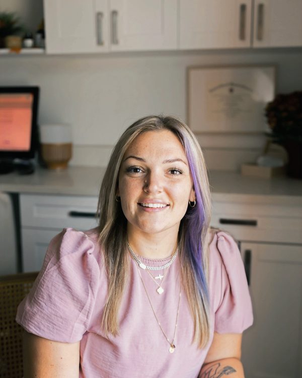 A member of the Capps Chiropractic Clinic care team