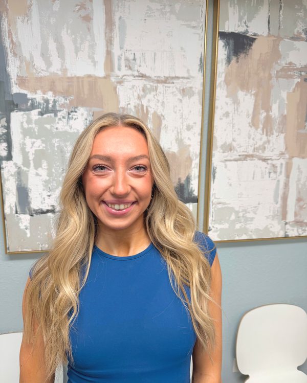 A member of the Capps Chiropractic Clinic care team